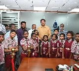 AV Ranganath Students Thank Hydra Commissioner for School Road