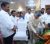 Chandrababu Naidu Visits Palla Srinivasa Rao Family to Offer Condolences