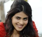 Deepika Padukone 8 Hour Workday Issue Genelia Responds