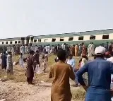Six coaches of Jaffar Express derail after explosion in Pakistan's Balochistan