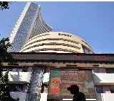 Indian stock market shrugs off midweek volatility, ends week on robust note