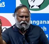 Jaggareddy says government good but Congress workers unhappy