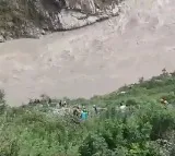 Alaknanda River Mini Bus Accident in Rudraprayag Uttarakhand