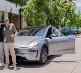 Tesla Model Y Self Delivers in Autonomous Drive First