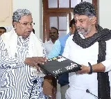 Siddaramaiah Facing Challenge to Keep Karnataka CM Seat