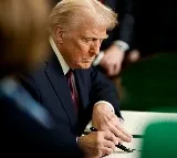 Donald Trump Announces Israel Agrees to 60 Day Gaza Ceasefire