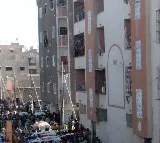 Pakistan: Death toll in building collapse jumps to 27