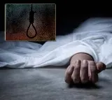 Prakasam district love couple commits suicide