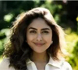 Mrunal Thakur Reveals Suicide Attempt Due to Depression