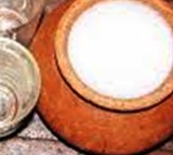 One dead, 17 taken ill after consuming adulterated toddy in Hyderabad
