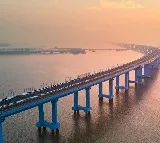 Mumbai Doctor Omkar Kavitaake Jumps Off Atal Setu Commits Suicide