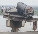 Vadodara Bridge Collapse 9 Feared Dead in Gujarat River