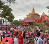 People across the nation throng temples in large numbers on Guru Purnima
