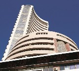 IT Stocks Drag Down Indian Stock Markets