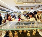 Gold, silver prices decline amid global tariff uncertainty