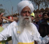 Fauja Singh 104 Year Old Marathon Runner Dies in Road Accident