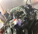 Four killed as car rams into truck on Hyderabad ORR