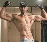 Hrithik Roshan reveals why he had to 're-install Instagram'