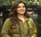 Raashii Khanna joins Pawan Kalyan in Harish Shankars Ustaad Bhagat Singh