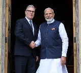 Narendra Modi consoles Hindi translator during UK PM speech