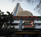 Stock Market Closes with Losses Due to IT Realty Sector Sell off