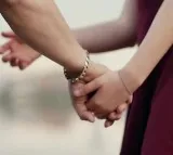 Chittoor Love Affair 19 Year Old Student and 38 Year Old Lab Technician Eloped to Bengaluru