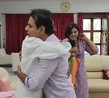 KTR Birthday KCR Blessings with Padabhishekam Video