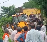 School building collapses in Raj's Jhalawar, many students feared trapped