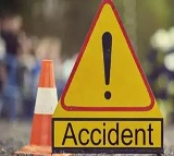 Road accident in Yadadri Bhuvanagiri Two AP DSPs dead
