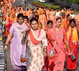 Visakhapatnam Marwadis celebrate Kavadi Yatra with thousands
