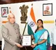 Andhra Governor felicitates Major Kavitha Vasupalli for her historic feat