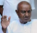 Deve Gowda Slams Trumps Remarks on Indian Economy