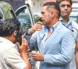 Robert Vadra Gets Notice in Land Scam Case From Delhi Court