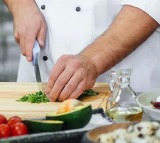 Mumbai Cook Earns Rs 18 Lakhs Monthly Surpassing Corporate Salaries