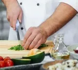 Mumbai Cook Earns Rs 18 Lakhs Monthly Surpassing Corporate Salaries