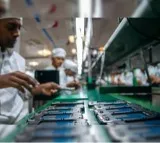 India's smartphone exports hit record $7.72 billion in Q1FY26, Apple leads with $6 billion