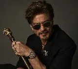 SRK thanks Shashi Tharoor in politician's inimitable style