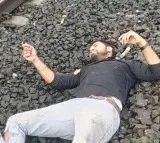 Mans Leg Gets Crushed After Falling From Moving Train During Mobile Theft