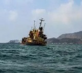 Migrant boat capsizing off Yemen leaves 68 dead 74 still missing