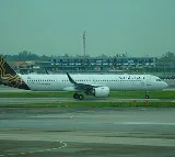Air Vistara Delhi Vijayawada flight faces technical issues