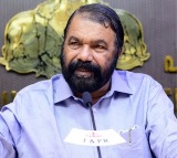 Kerala mulls eliminating &#039;back benches&#039; in classrooms