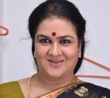 Urvashi criticizes National Award for Shah Rukh Khan
