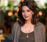 Sonali Bendre Comments on Relationships in the Internet Age