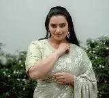 Shweta Menon faces case for allegedly acting in obscene content