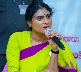YS Sharmila criticizes removal of YSR statue in Nandigama