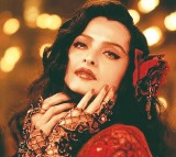 Rekha calls ‘Kaisi Paheli’ from ‘Parineeta’, a ‘metaphor for life’