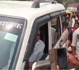 Traffic Police UP Officer Confronts Politician Son