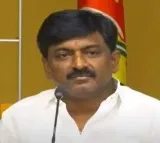 BTech Ravi YSRCP Leaders Want to Reduce Jagans Arrogance