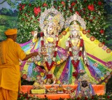 Nation celebrates Janmashtami with devotion; seers call for love, harmony