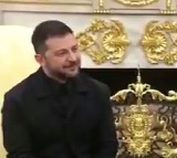 Reporter Praises Zelenskys Outfit His Witty Reply